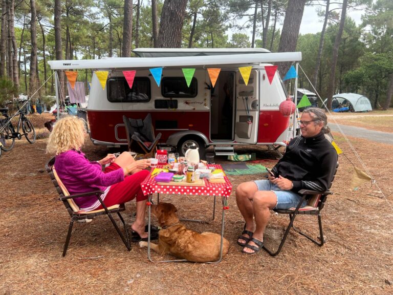 Campin municipal Le Gurp dans le Médoc à 2 minutes de la mer